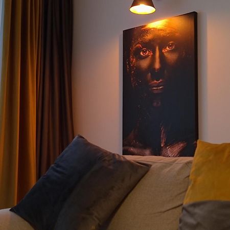 Apartament スチャヴァ エクステリア 写真