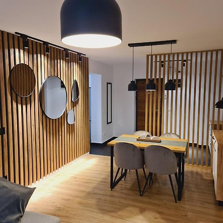 Apartament スチャヴァ エクステリア 写真